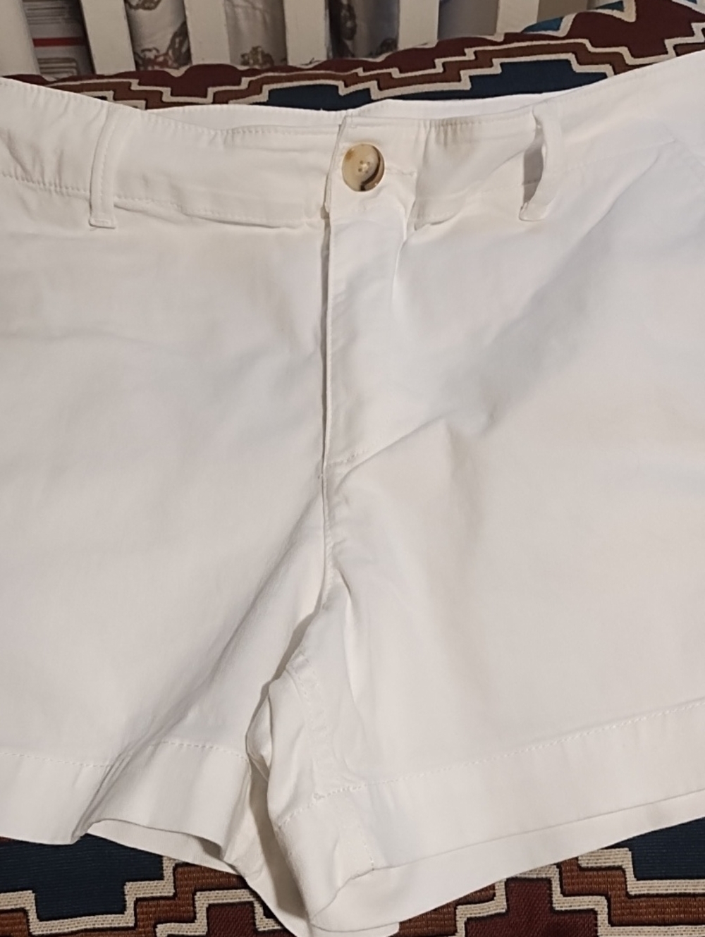 LOFT White Cotton-Blend Bermuda Shorts EUC Size 12.